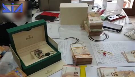 Sequestrati Rolex e soldi al capo di un’azienda: incassava  